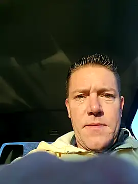 Snapshot of Bigtater1999 chatting on 12-01-25, 12:43 Bigtater1999 online show from 12-01-25, 12:43