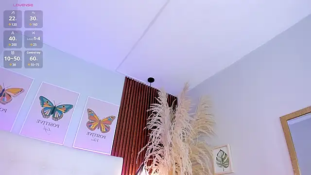Snapshot of aashley_jones chatting on 02-18-25, 05:09 aashley jones online show from 02-18-25, 05:09