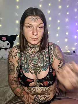 lizzardqueeen online show from 02-07-26, 11:41