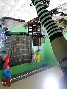 2398e online show from 11-16-25, 04:23