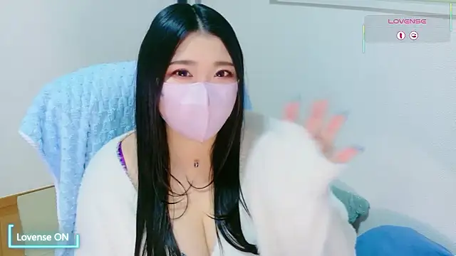 yukinko o  online show from 12-20-25, 01:29