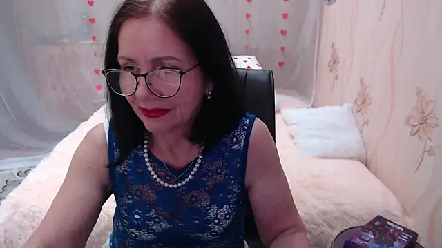 Snapshot of OlgaHottie chatting on 03-18-25, 08:47 OlgaHottie online show from 03-18-25, 08:47