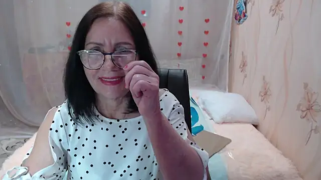 Snapshot of OlgaHottie chatting on 03-22-25, 09:24 OlgaHottie online show from 03-22-25, 09:24