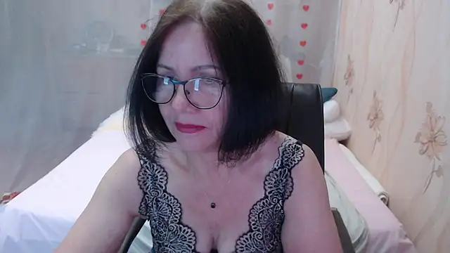 Snapshot of OlgaHottie chatting on 10-18-25, 11:49 OlgaHottie online show from 10-18-25, 11:49