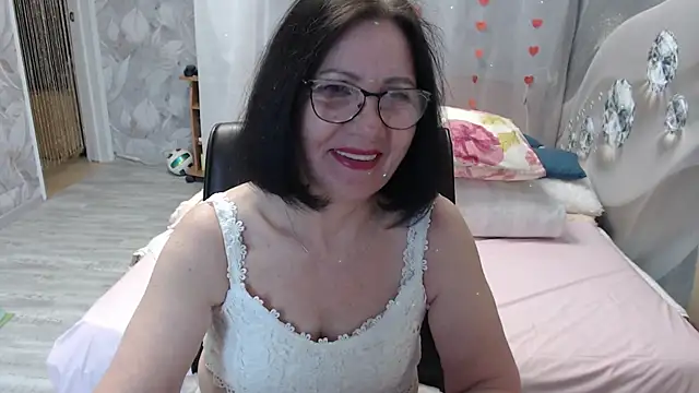Snapshot of OlgaHottie chatting on 04-26-26, 11:46 OlgaHottie online show from 04-26-26, 11:46