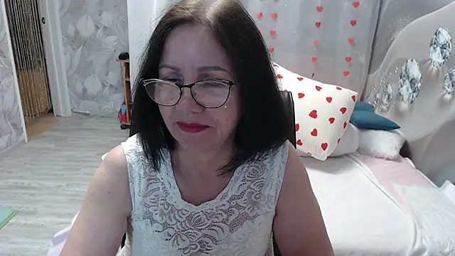 Snapshot of OlgaHottie chatting on 05-17-26, 11:34 OlgaHottie online show from 05-17-26, 11:34
