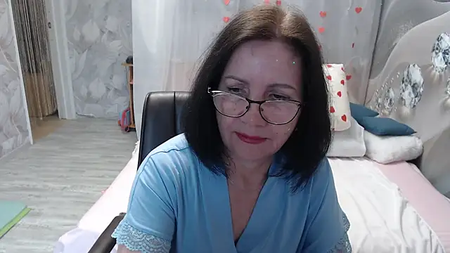 Snapshot of OlgaHottie chatting on 05-24-26, 11:32 OlgaHottie online show from 05-24-26, 11:32