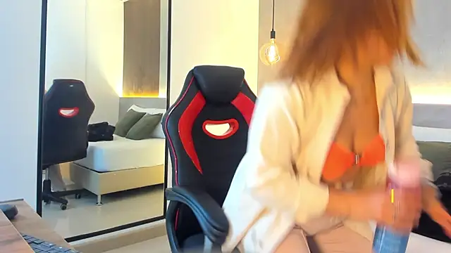 Snapshot of alma_fenix chatting on 11-07-25, 12:27 alma fenix online show from 11-07-25, 12:27