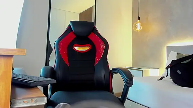 Snapshot of alma_fenix chatting on 11-29-25, 12:41 alma fenix online show from 11-29-25, 12:41