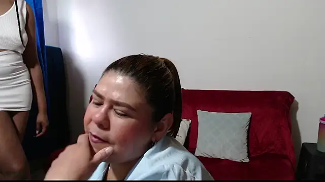 NATHYHOTT online show from 10-10-25, 11:20