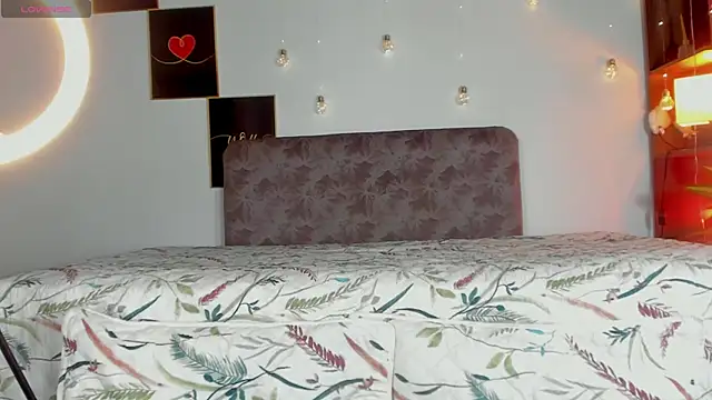 Snapshot of angelinepossy chatting on 01-31-25, 10:42 angelinepossy online show from 01-31-25, 10:42