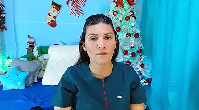 Snapshot of venus_swet_ chatting on 12-17-24, 12:23 venus swet  online show from 12-17-24, 12:23