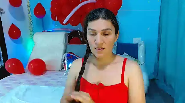 Snapshot of venus_swet_ chatting on 02-18-25, 01:43 venus swet  online show from 02-18-25, 01:43