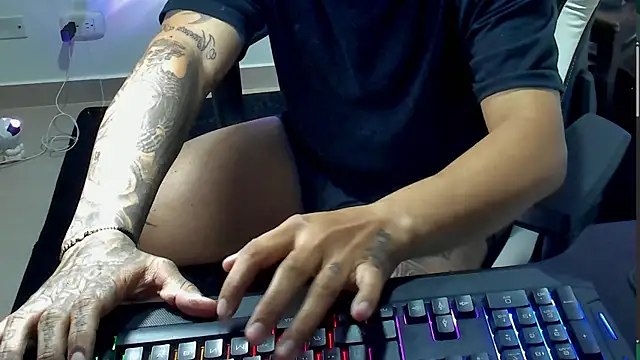 stebankechima online show from 12-16-25, 01:21