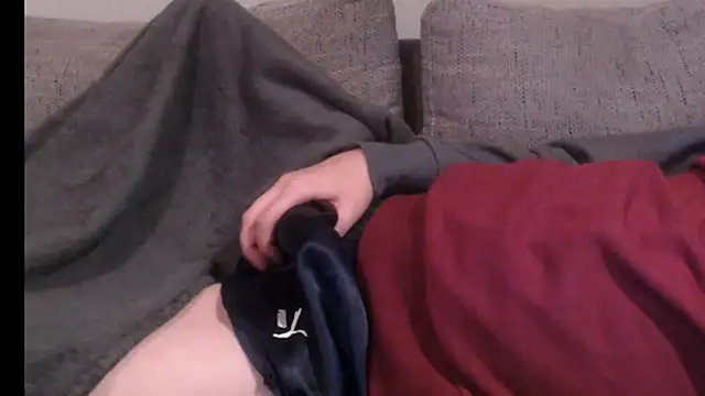 Snapshot of Shortboy84 chatting on 12-18-24, 08:03 Shortboy84 online show from 12-18-24, 08:03