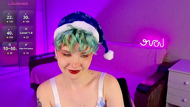 School Love online show from 12-23-24, 04:28