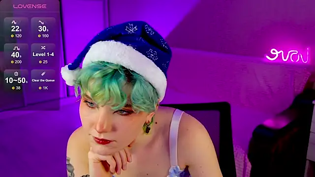 School Love online show from 12-30-24, 04:19