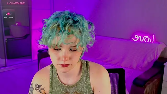 School Love online show from 02-27-25, 01:07