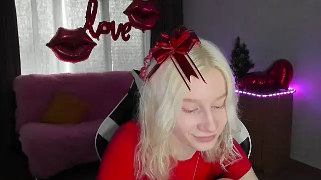 EnigmaSee online show from 03-23-26, 01:53