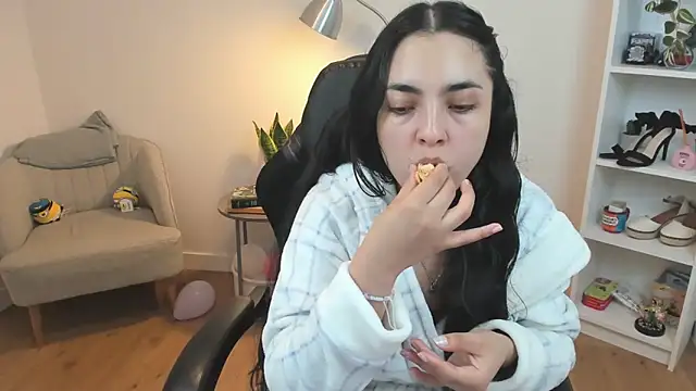  BellaEvans  online show from 01-29-25, 05:51