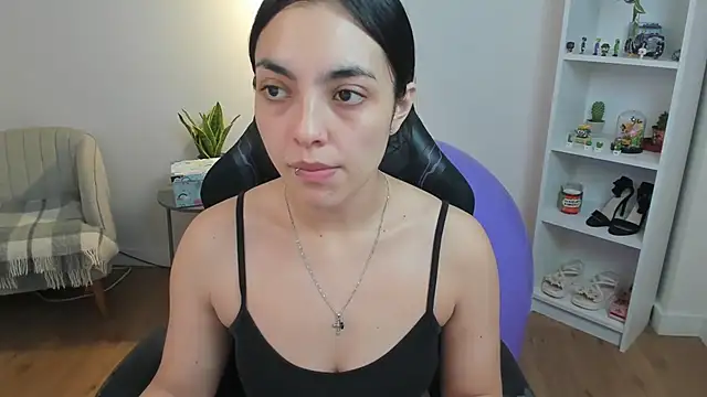  BellaEvans  online show from 01-12-26, 05:34