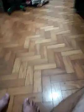 Snapshot of lobomisterioso13 chatting on 01-06-25, 02:37 lobomisterioso13 online show from 01-06-25, 02:37