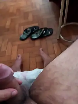 lobomisterioso13 online show from 12-18-25, 04:35