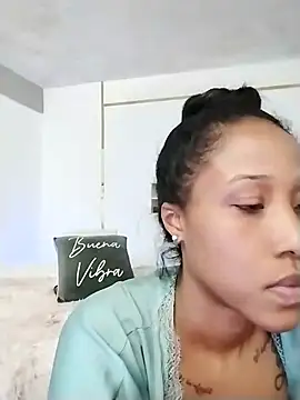 Snapshot of LadyEbonyX chatting on 12-24-24, 06:17 LadyEbonyX online show from 12-24-24, 06:17