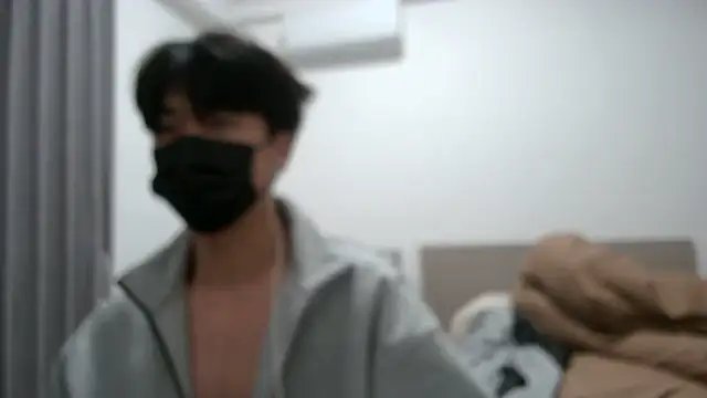 Snapshot of wuzhimao0207 chatting on 01-10-25, 08:15 wuzhimao0207 online show from 01-10-25, 08:15
