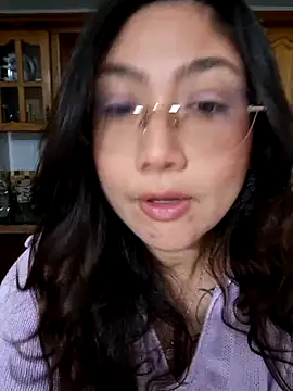 Mia Ruiz online show from 10-23-25, 02:11