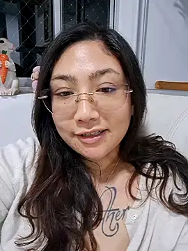 Mia Ruiz online show from 11-08-25, 03:18