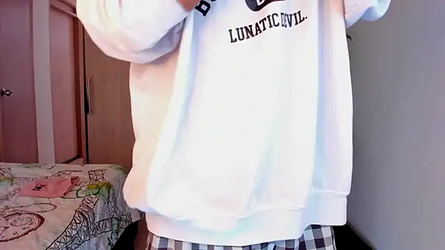 aldrinwhite online show from 12-15-25, 04:00