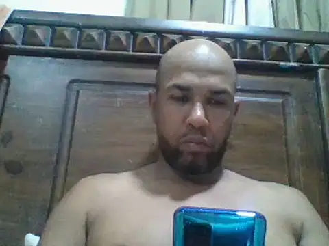 Frankie0880 online show from 12-31-24, 02:51