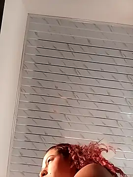 Mommy-Hot online show from 02-27-26, 01:44