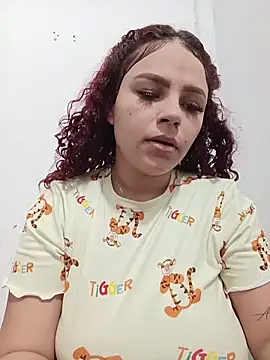 Mommy-Hot online show from 04-26-26, 03:10