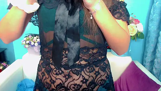 LindaaLu online show from 12-12-24, 03:32