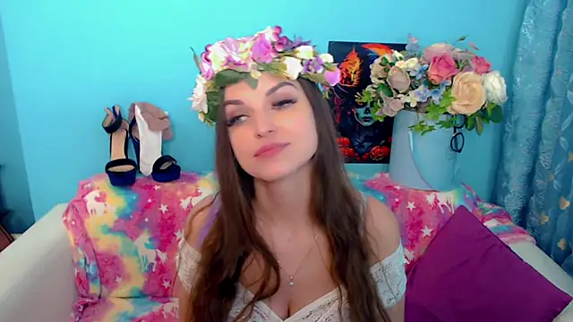 LindaaLu online show from 03-16-25, 05:25