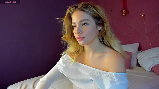 Anna Robinson online show from 01-16-25, 01:06