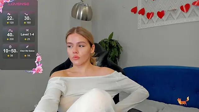 Anna Robinson online show from 02-23-25, 04:17