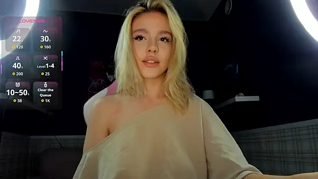 Anna Robinson online show from 09-15-25, 01:05