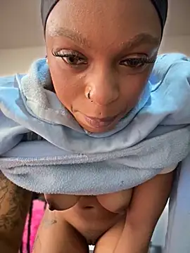 Melany Williams online show from 11-08-25, 02:28