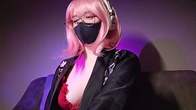 DanaWard online show from 04-19-26, 09:17