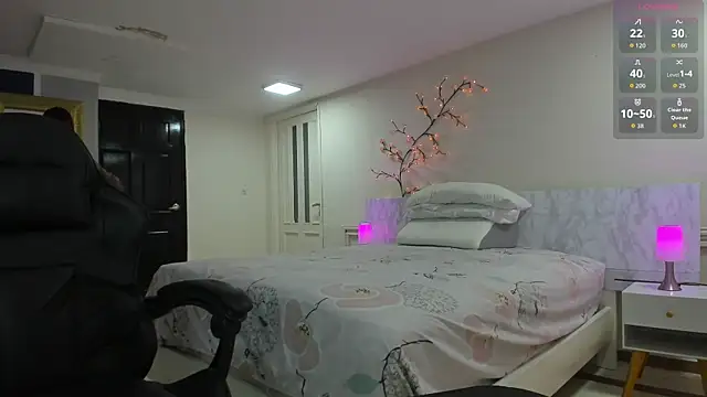 charolbruce 1 online show from 03-24-26, 11:59