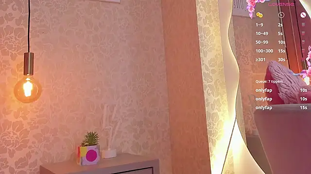 salome-brown online show from 12-19-24, 03:40