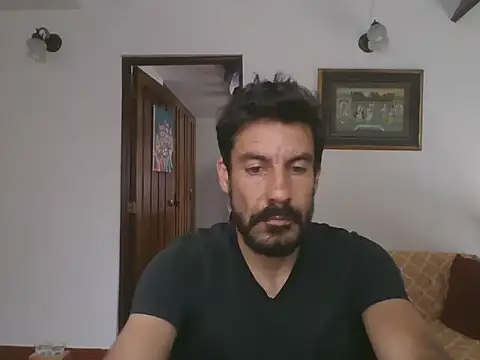 elkike1980 online show from 06-18-26, 03:05