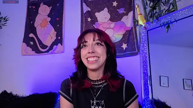 Nyx nayla online show from 10-31-25, 03:07