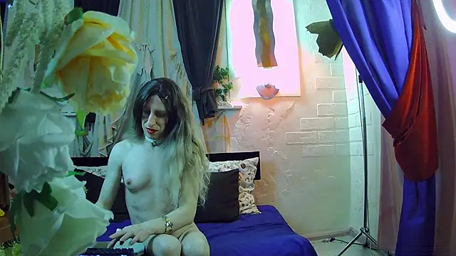 Mary Loon online show from 02-13-25, 06:41