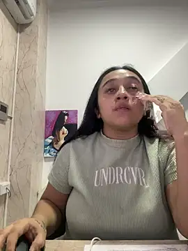 Snapshot of cata_megan chatting on 12-05-24, 03:15 cata megan online show from 12-05-24, 03:15