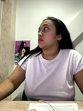 Snapshot of cata_megan chatting on 12-08-24, 04:35 cata megan online show from 12-08-24, 04:35