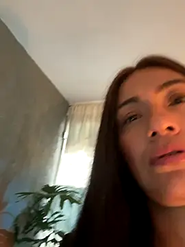 emmily d online show from 11-22-25, 09:36